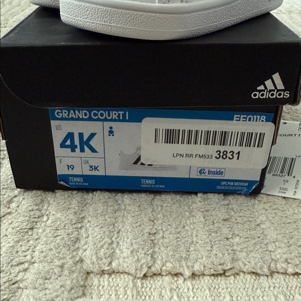 Adidas Kids' Sneakers in White and Black - Picture 3 of 5